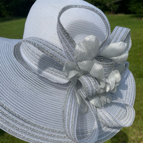 Hat - Picture 4 of 6